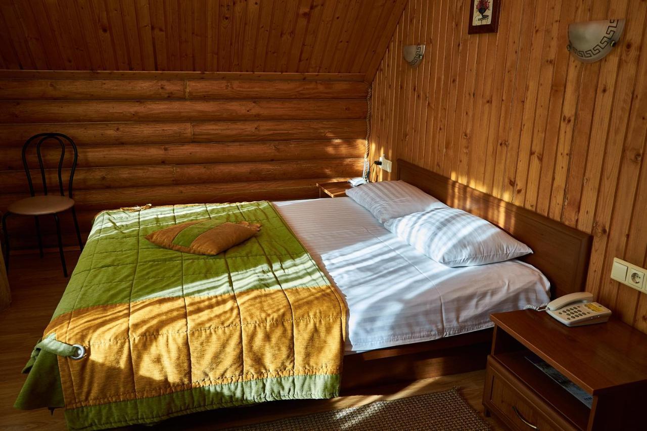 Gostiniy Dvor Non-Stop Hotel Herszon Kültér fotó